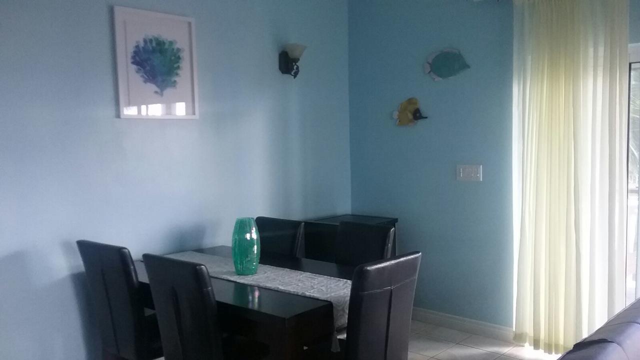 Queen Angel Resort Apartment Providenciales Exterior foto